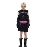 切り抜き付きフード付きワンピース