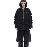 解体されたジップアップフーディ