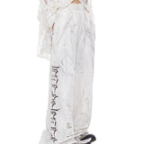 ダメージパンツ