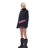 房飾り付き高襟編み物